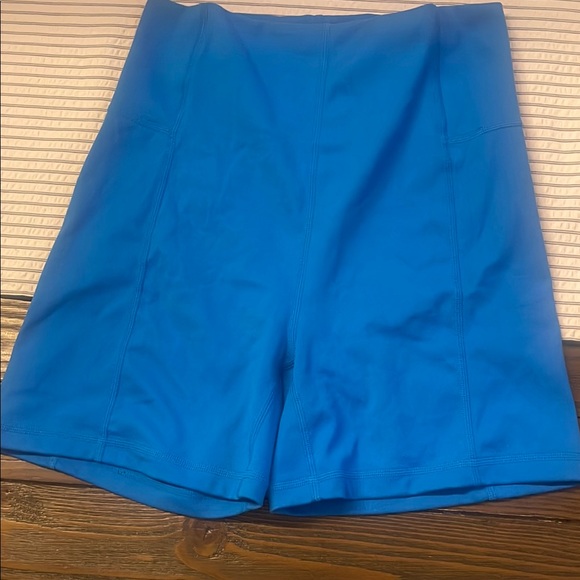 Vibrant Blue Women's Bike Shorts - Picture 1 of 3